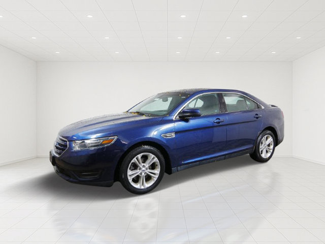 Used 2016 Ford Taurus SEL FWD image 2