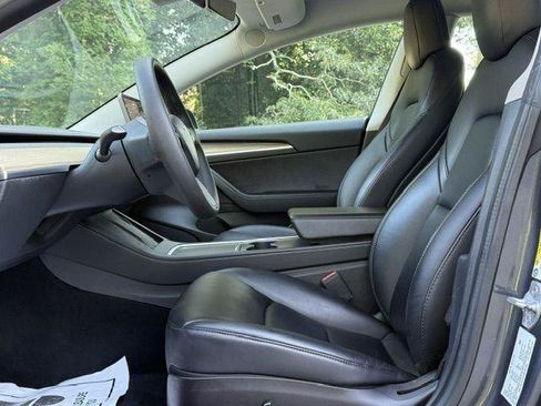 Used 2021 Tesla Model 3 Standard Range Plus RWD image 8
