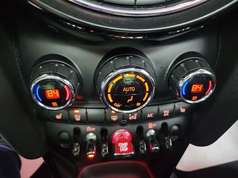 Used 2015 MINI Cooper S image 46