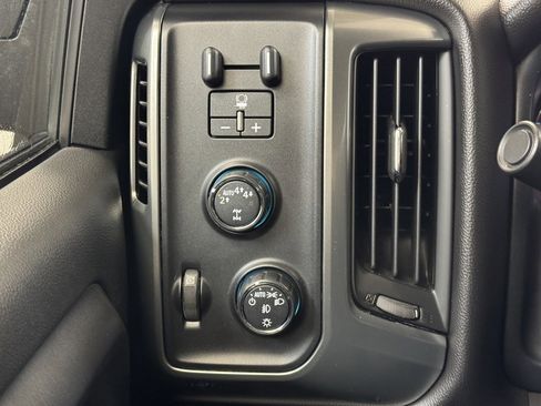 Used 2017 Chevrolet Silverado 1500 LT w/ All Star Edition image 25