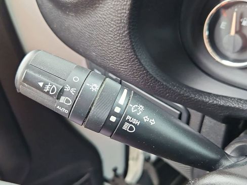 Used 2014 Jeep Wrangler Rubicon w/ Connectivity Group AWD/4WD image 23