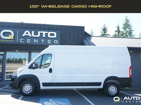 Used 2025 RAM ProMaster 2500 w/ Convenience Group FWD image 1