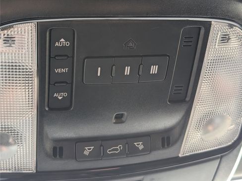 Used 2024 Dodge Durango R/T image 37