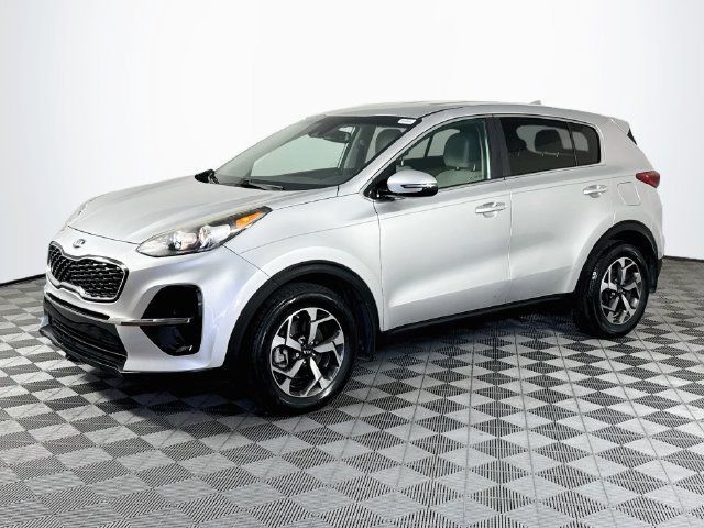 Used 2020 Kia Sportage LX w/ LX Popular Package FWD image 4