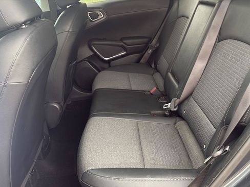 Used 2020 Kia Soul EX FWD image 16