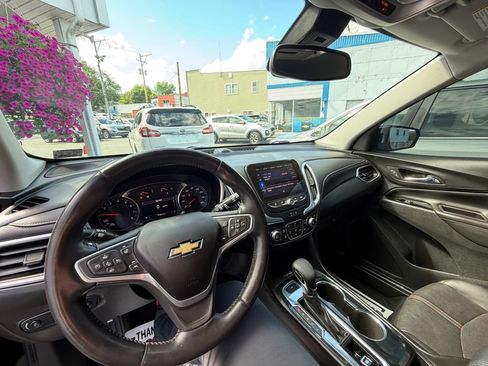 Used 2022 Chevrolet Equinox Premier AWD/4WD image 21