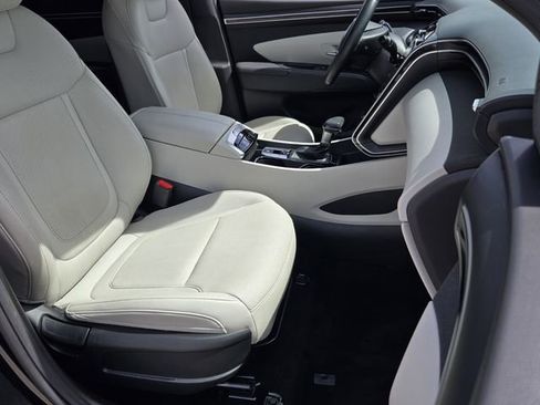 Used 2023 Hyundai Tucson SEL w/ Convenience Package FWD image 16