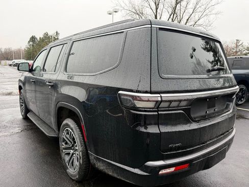 New 2026 Jeep Grand Wagoneer L 4WD w/ Premium Group I image 5