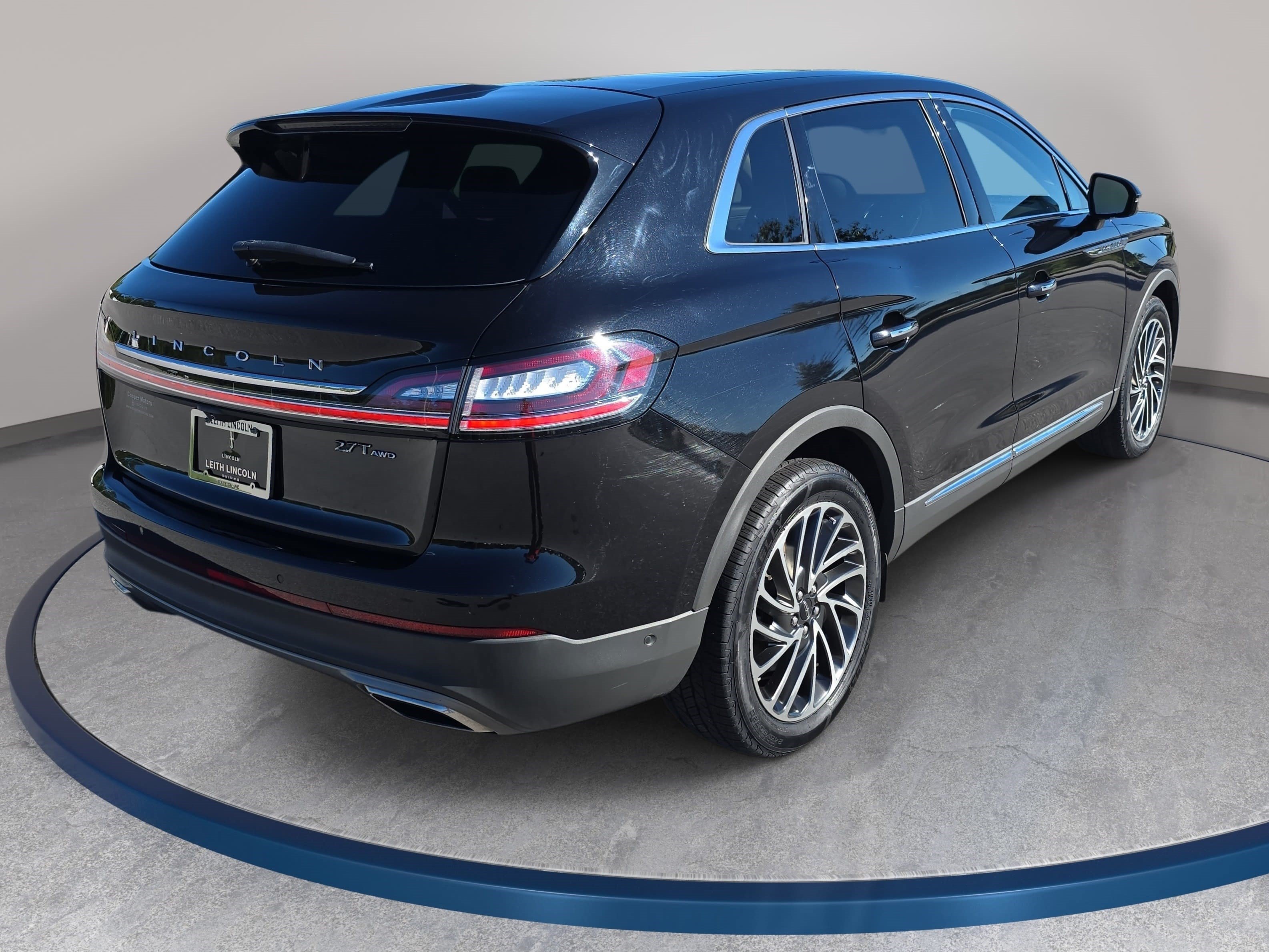 Used 2019 Lincoln Nautilus Reserve AWD/4WD image 5