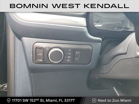 Used 2022 Ford Maverick XL image 11