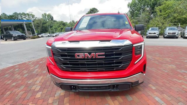 Used 2025 GMC Sierra 1500 Pro w/ Convenience Package RWD image 4