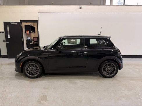 New 2026 MINI Cooper S image 2
