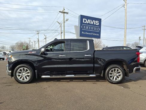 Used 2019 Chevrolet Silverado 1500 LTZ w/ LTZ Premium Package image 7