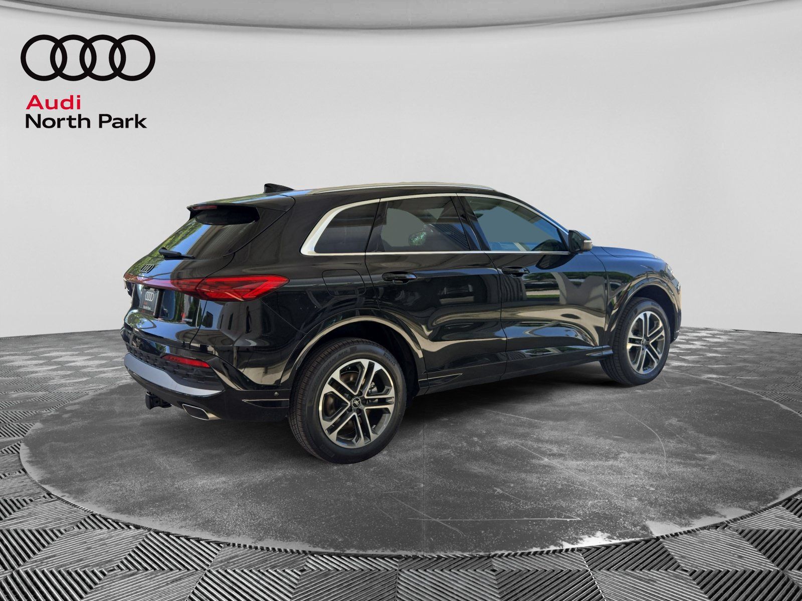 New 2026 Audi Q5 Premium AWD/4WD image 5