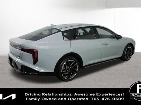 Used 2025 Kia K4 GT-Line w/ GT-Line Premium Package FWD image 10