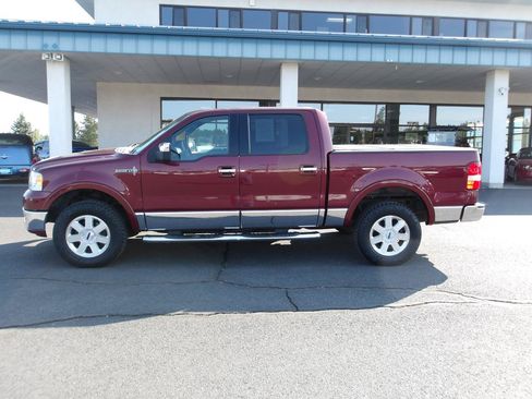 Used 2006 Lincoln Mark LT 4x4 image 2