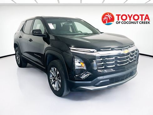 Used 2025 Chevrolet Equinox LT FWD image 1