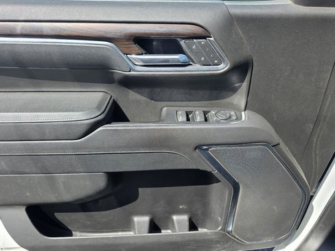 Used 2025 GMC Sierra 1500 SLT RWD image 24