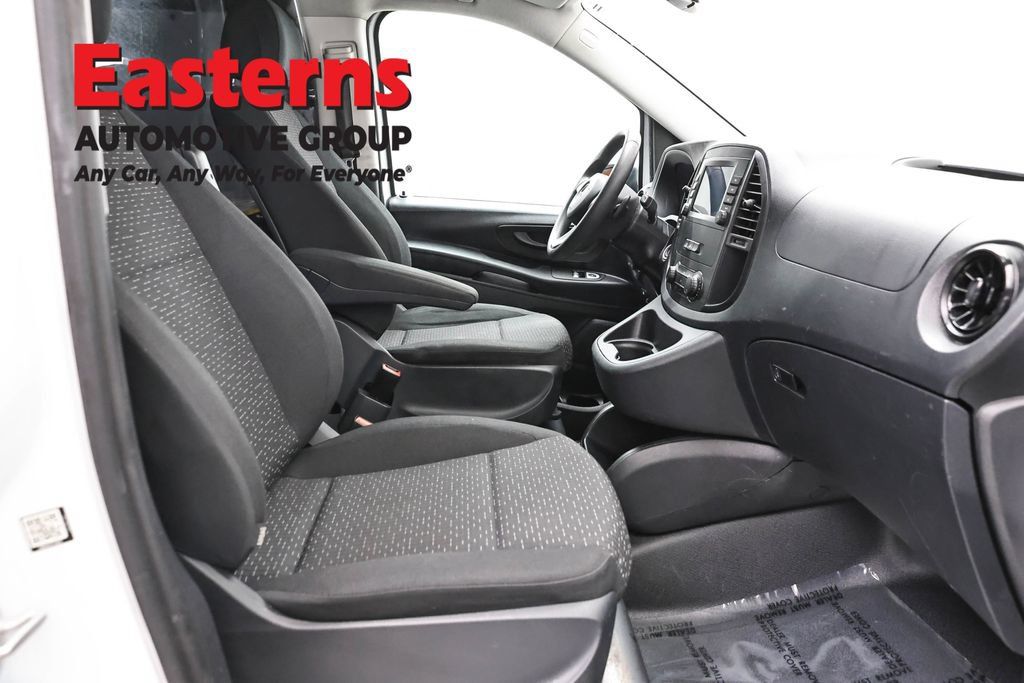 Used 2022 Mercedes-Benz Metris image 20