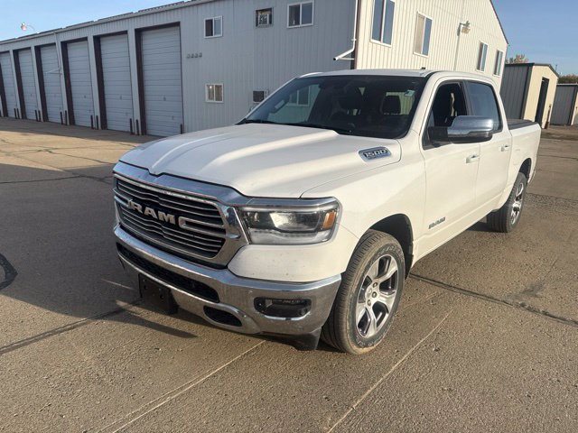 Used 2024 RAM 1500 Laramie AWD/4WD image 5