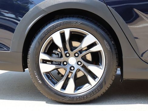 Used 2018 Buick Regal Essence w/ Driver Confidence Package #1 image 51