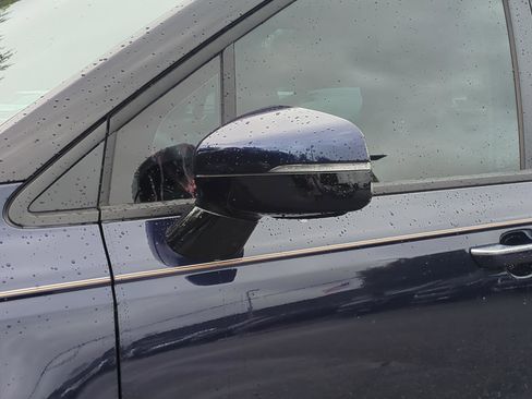 New 2026 Kia Carnival EX image 11