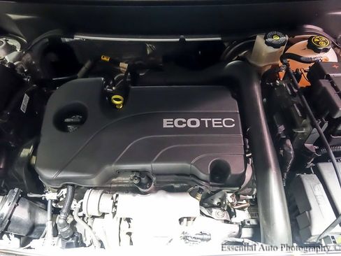 Used 2022 Chevrolet Equinox LT image 32