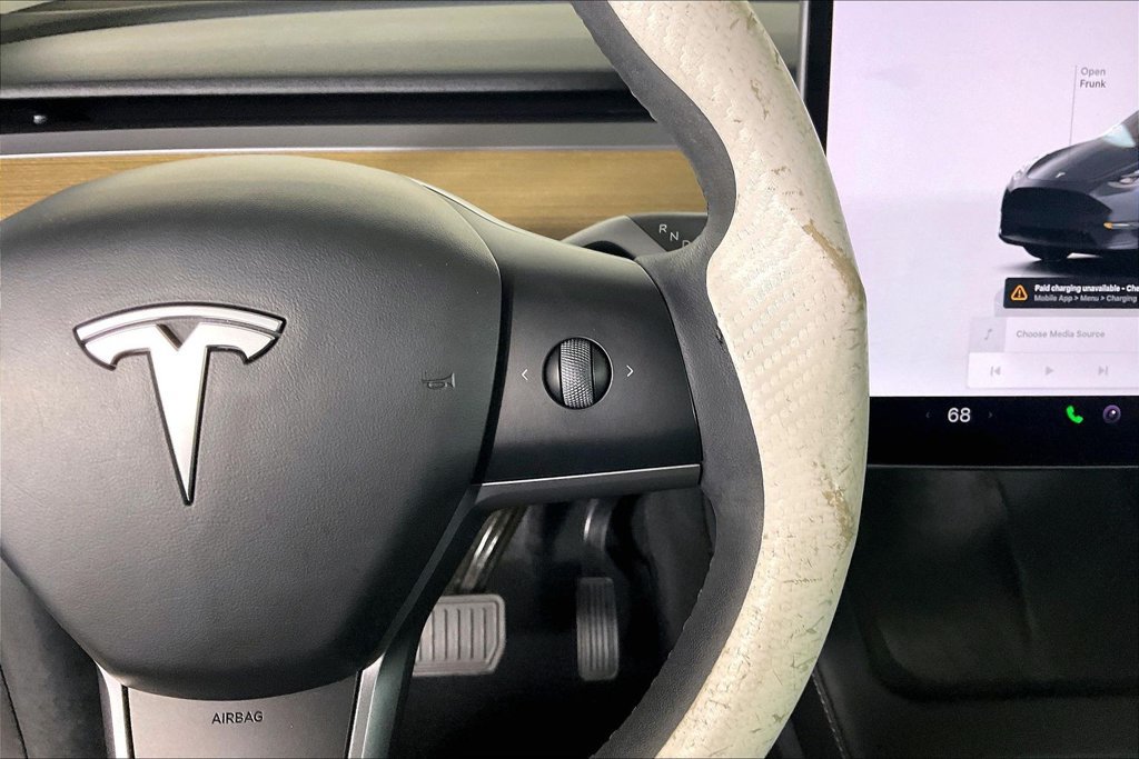 Used 2023 Tesla Model Y Long Range AWD/4WD image 19