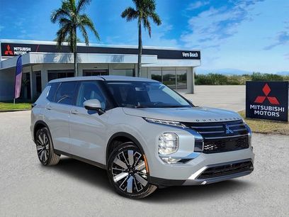New 2026 Mitsubishi Outlander SE