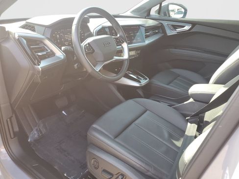 Used 2023 Audi Q4 e-tron Premium Plus w/ Premium Plus AWD/4WD image 19