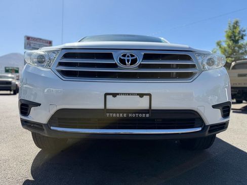 Used 2012 Toyota Highlander FWD image 34