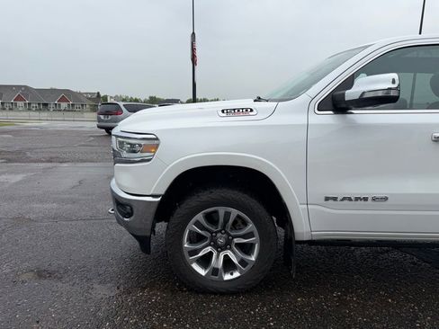Used 2022 RAM 1500 Limited AWD/4WD image 11