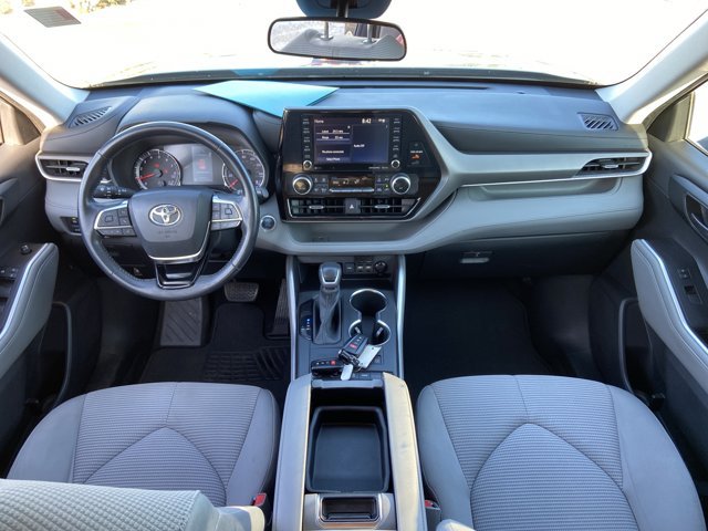 Used 2021 Toyota Highlander LE FWD image 52