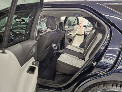 Used 2021 Chevrolet Equinox LS w/ LS Convenience Package FWD image 9