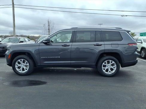 Used 2023 Jeep Grand Cherokee L Limited image 4