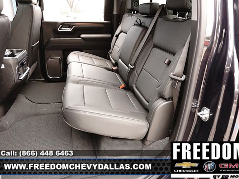 New 2025 GMC Sierra 2500 Denali w/ Denali Reserve Package image 14