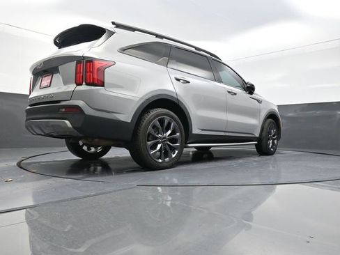 Used 2022 Kia Sorento SX Prestige image 34