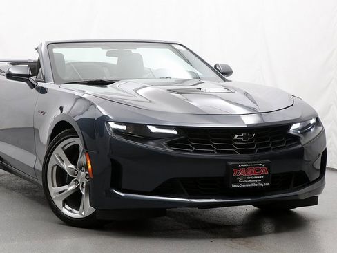 Certified 2023 Chevrolet Camaro LT w/ Technology Package image 2