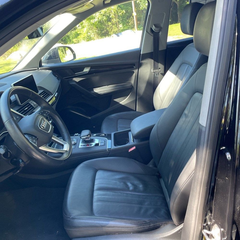 Used 2020 Audi Q5 e Premium Plus w/ Premium Plus Package AWD/4WD image 5