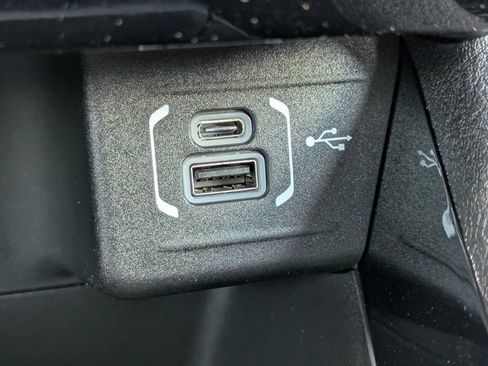 New 2026 Jeep Compass Latitude image 19