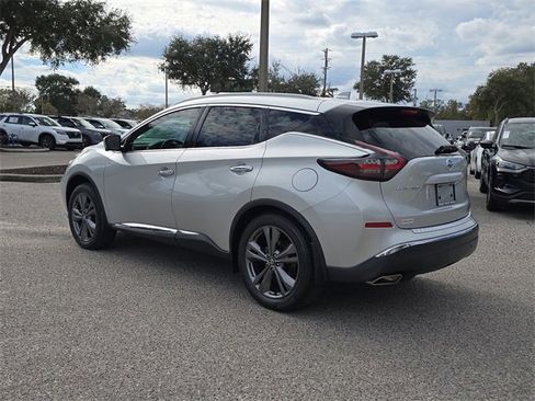 Certified 2022 Nissan Murano Platinum w/ Cargo Package image 6