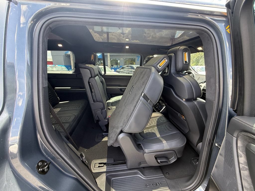 Used 2023 Rivian R1S Adventure Quad AWD/4WD image 35