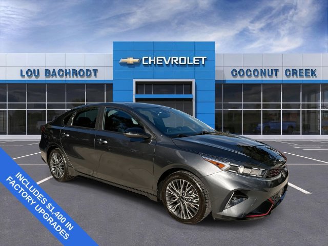 Used 2024 Kia Forte GT-Line w/ GT-Line Premium Package FWD image 2
