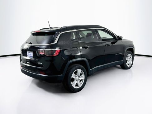 Used 2022 Jeep Compass Latitude w/ Convenience Group AWD/4WD image 5