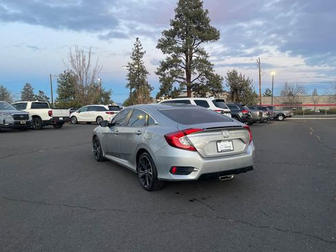 Used 2020 Honda Civic Sport image 6