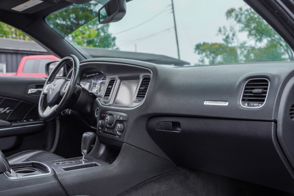 Used 2011 Dodge Charger R/T RWD image 44