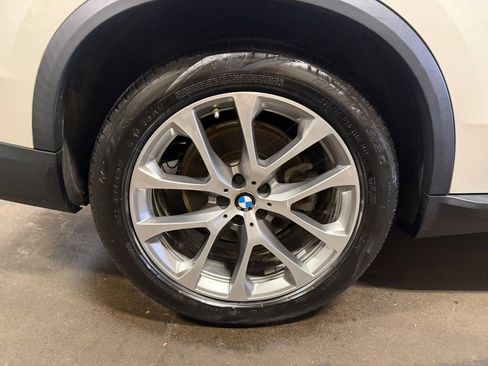 Used 2019 BMW X5 xDrive40i w/ Convenience Package image 27