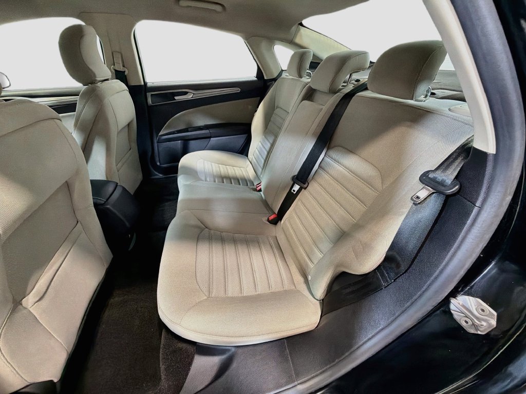 Used 2018 Ford Fusion S FWD image 20