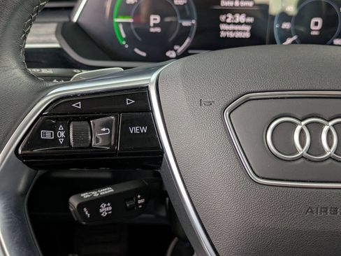 Used 2024 Audi Q8 e-tron Premium AWD/4WD image 10