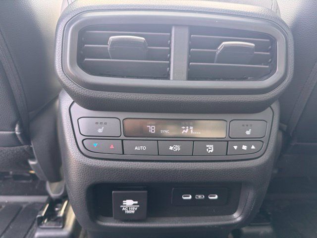 Used 2024 Honda Pilot Elite image 17